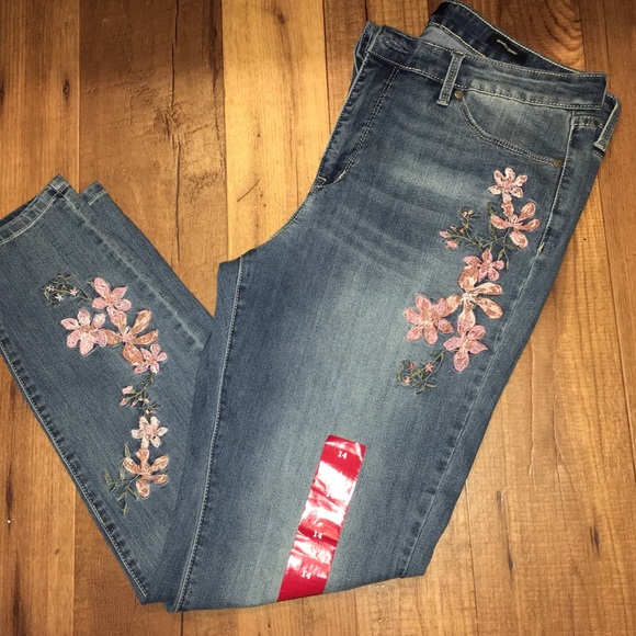nine west embroidered jeans